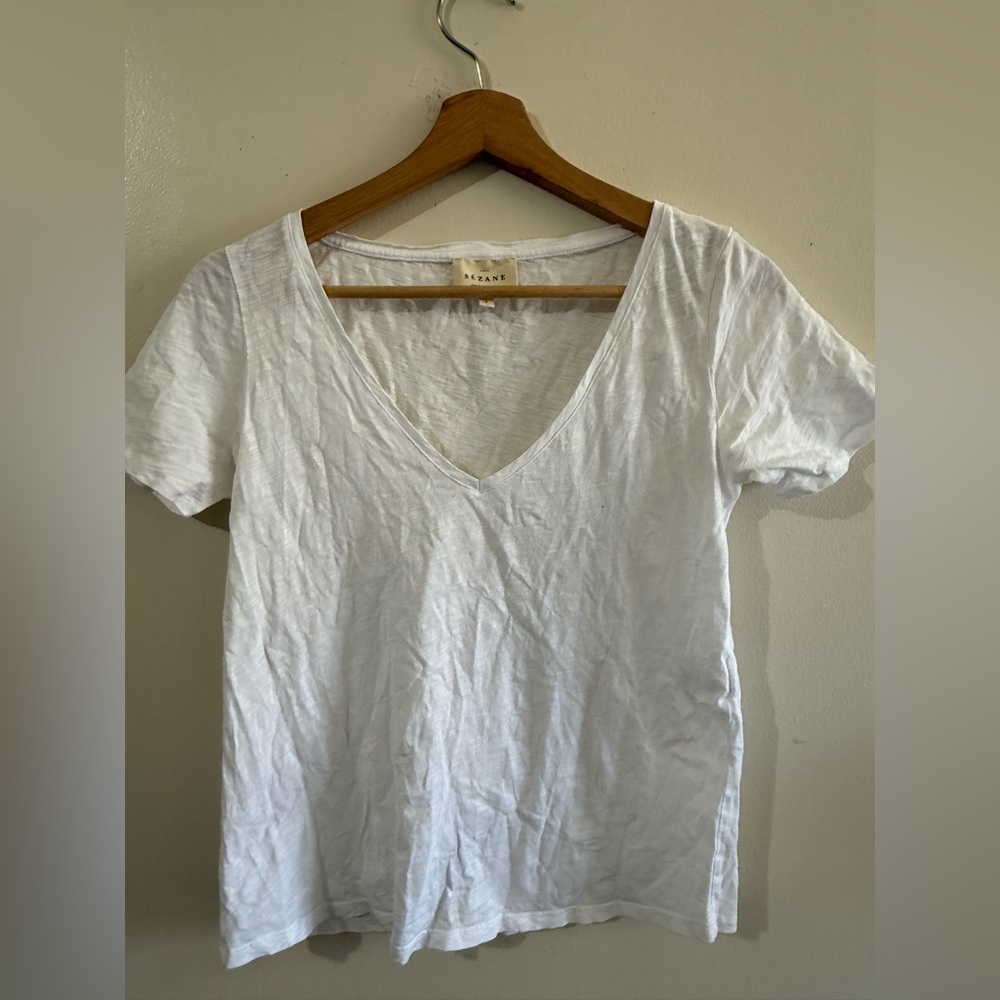 Sezane White V-Neck Short Sleeve Tee